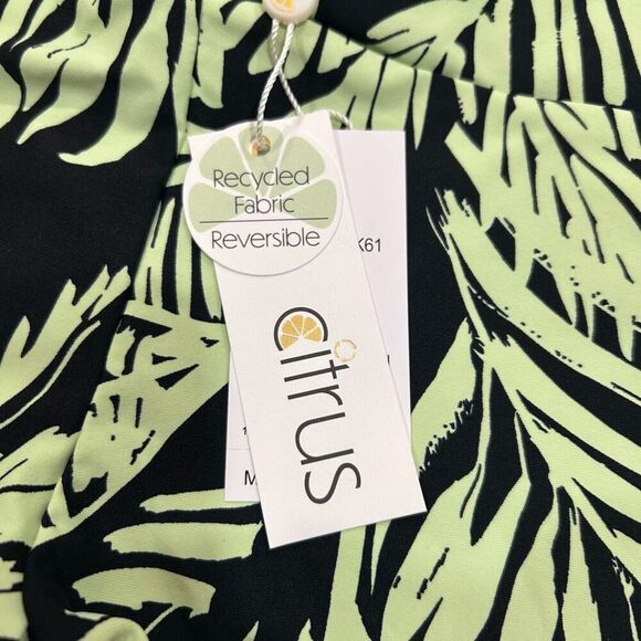 NWT Citrus reversible swim Shorts size small - Picture 7 of 7